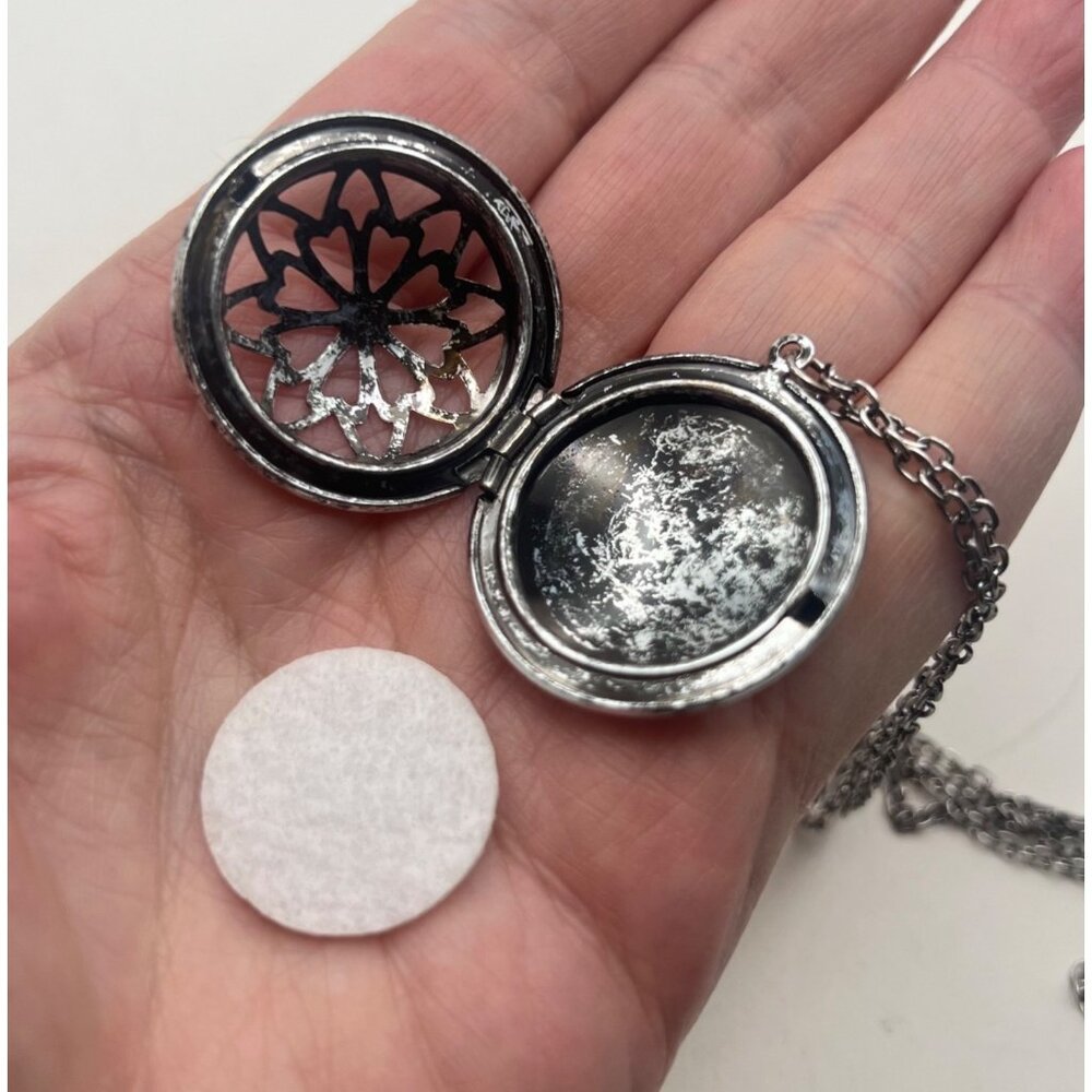 Aromatherapy Diffuser Double Locket Necklace 18" … - image 7